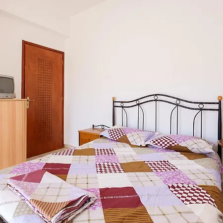 Holiday home Relaxing Family Home, Near Many Sandy Beaches Souda