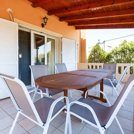 펜션 Relaxing Family Home, Near Many Sandy Beaches *